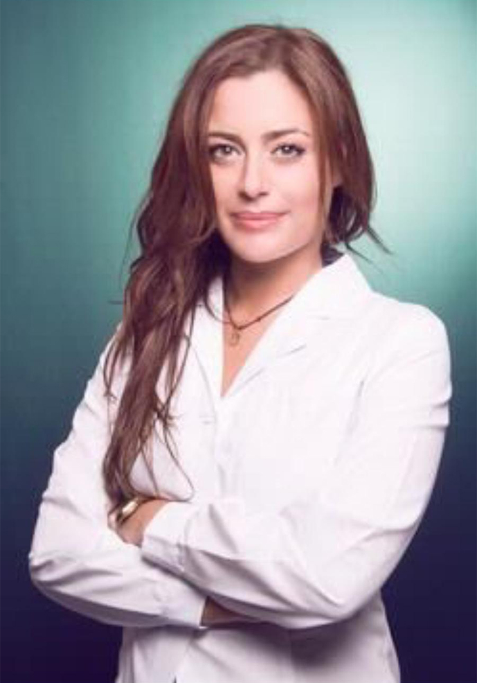 Esther Poveda Calero — Micropigmentalia